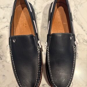 Vionic Men’s Leather Greyson Loafers Navy Blue